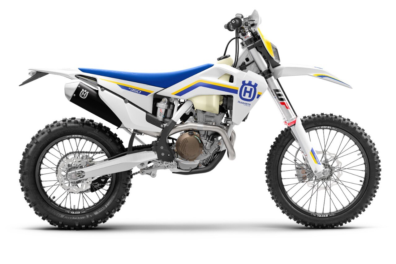 Husqvarna presenta la gamma 2023 in versione “Heritage” 
